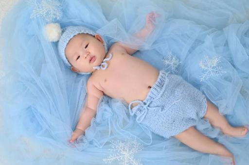 浙江宝宝吐奶频繁怎么回事 浙江宝宝吐奶频繁怎么回事